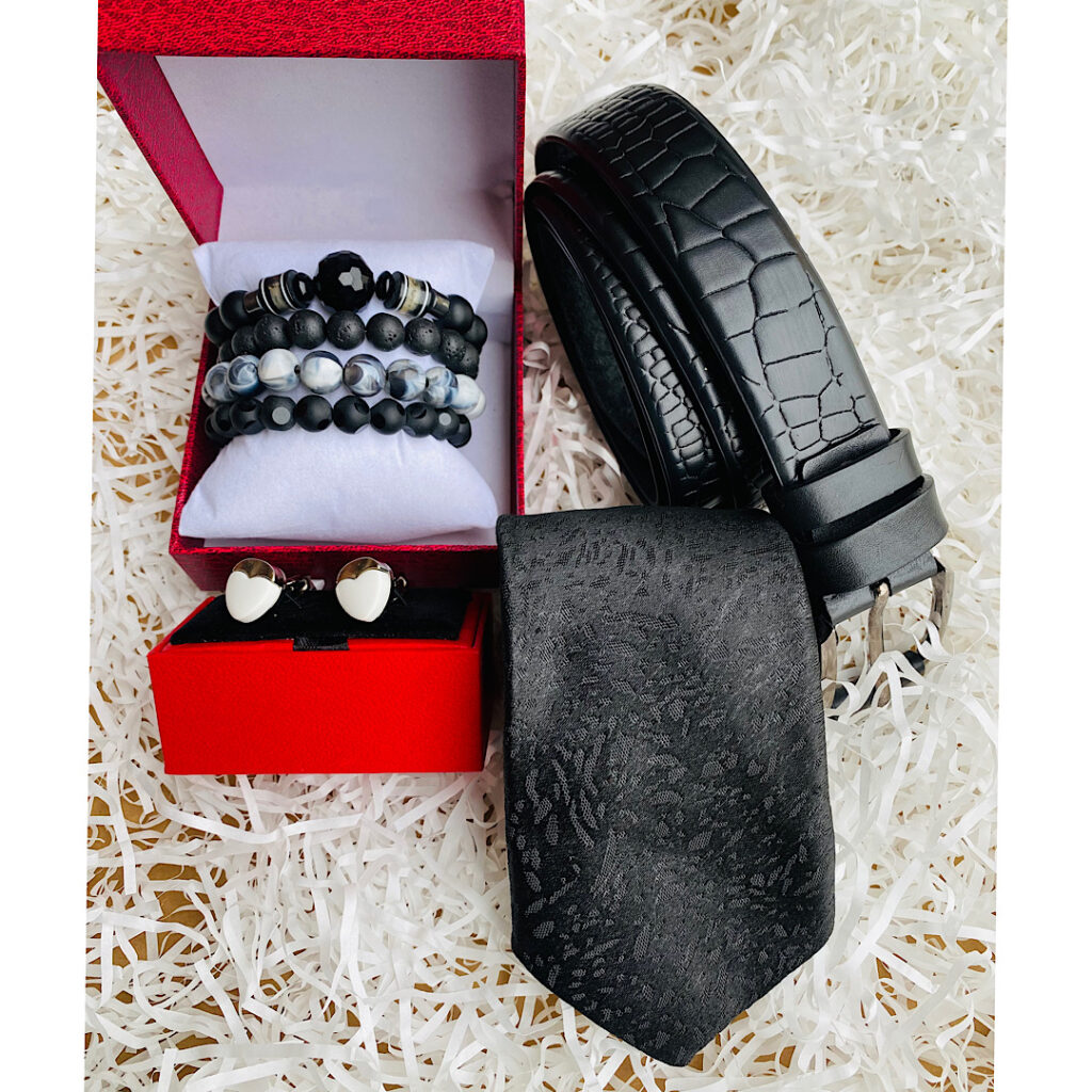 Black tie, bracelet, cufflinks and belt mens giftset in Surulere Lagos.